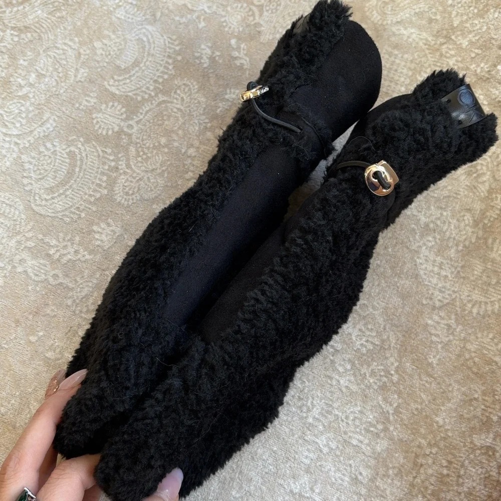 NWOT Calvin Klein Faux Fur Gloves Black Mittens Stretch Cord Fleece Lined Cozy